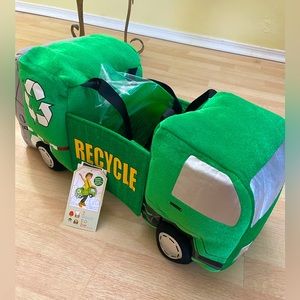 NWT Light Up 3D Plush Recycle Truck Green Halloween Costume Hard Hat Age 3-7